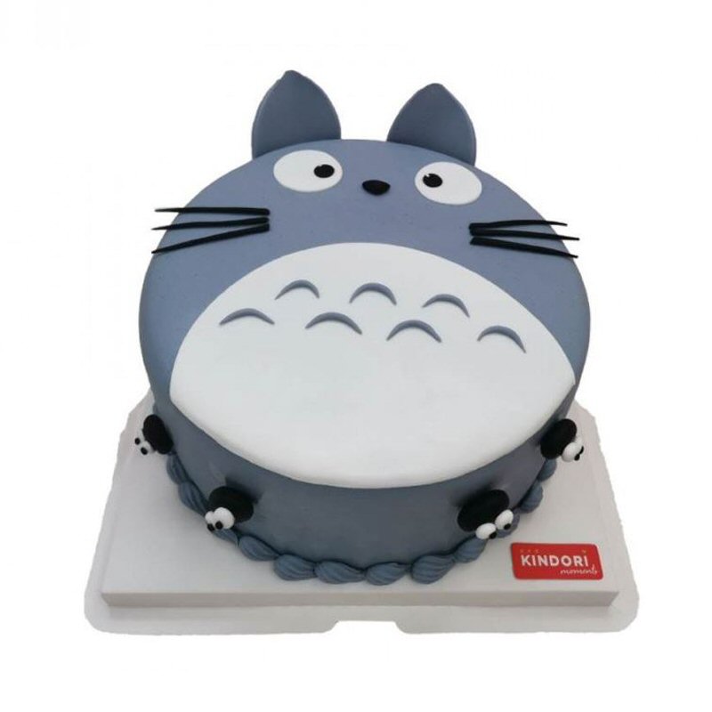Kindori Moments Totoro Cake